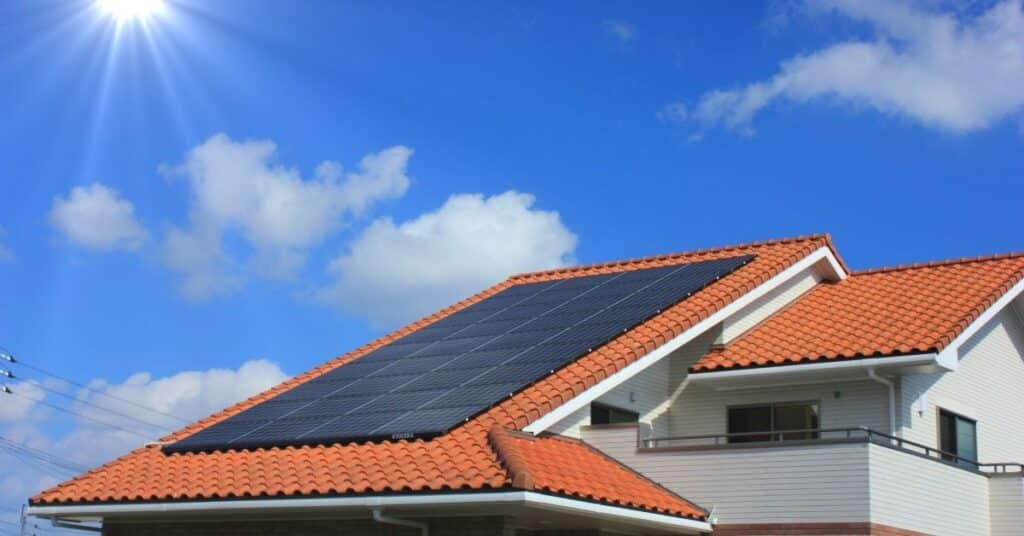 Schema peritale di responsabilità civile e ripartizione rischi per impianti di comunità energetiche rinnovabili con assicurazione fotovoltaico nel 2026